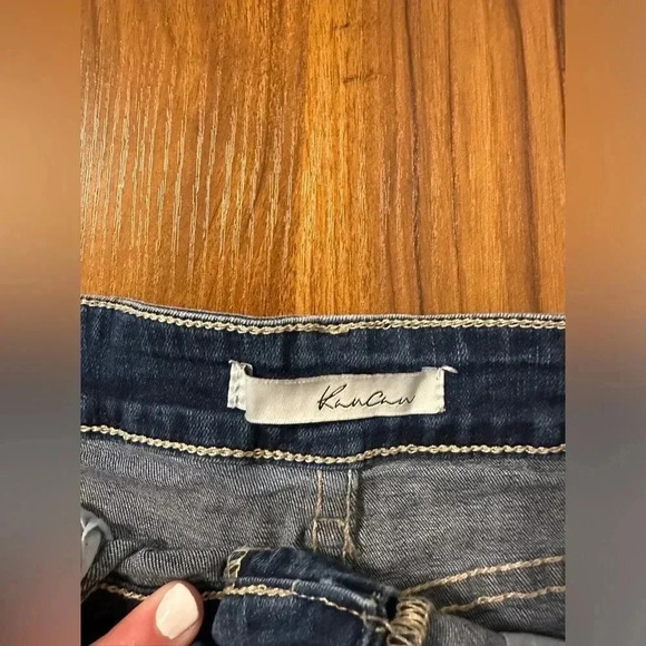 KANCAN Women’s Mid Rise Dark Denim Raw Hem Distressed Stretchy Shorts Size 29 - Picture 4 of 12